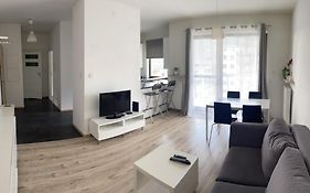 Apartament Obrzezna Airport
